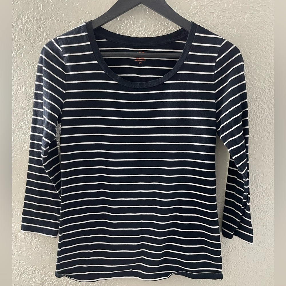 Joe Fresh Women’s Black/White Striped 3/4‎ Sleeve Top Size Small